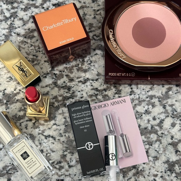 Random Goodies - Picture 6 of 8